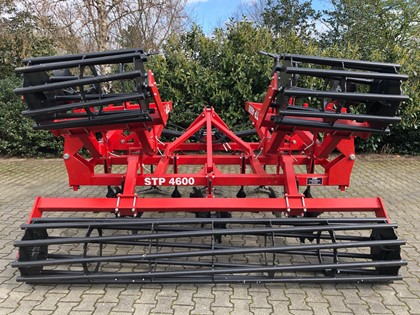STP 4600 cultivator with rol 