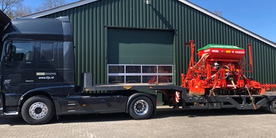 MASCHIO GASPARDO SEEDER READY FOR TRANSPORT