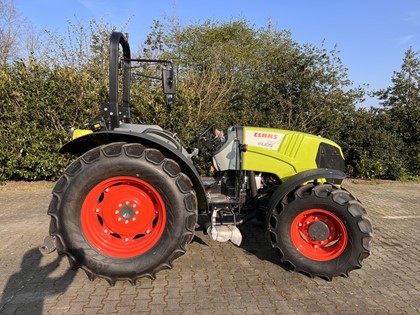 CLAAS ELIOS 210 MFWD tractor