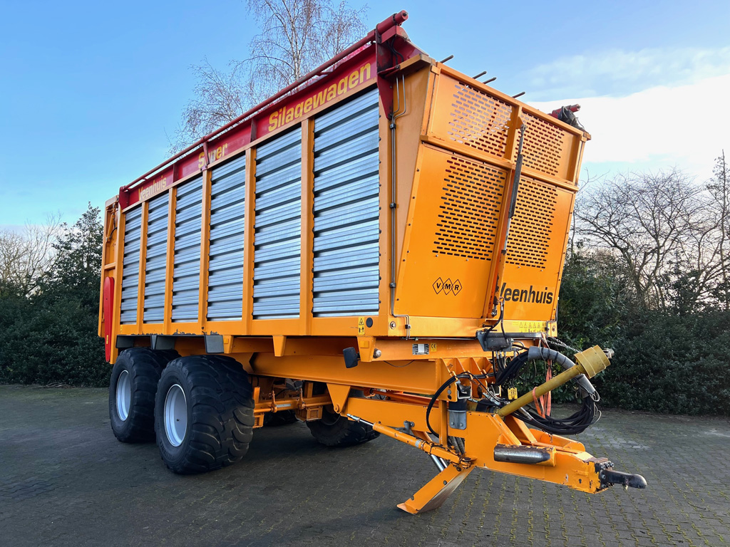VEENHUIS SW 400  silagewagen
