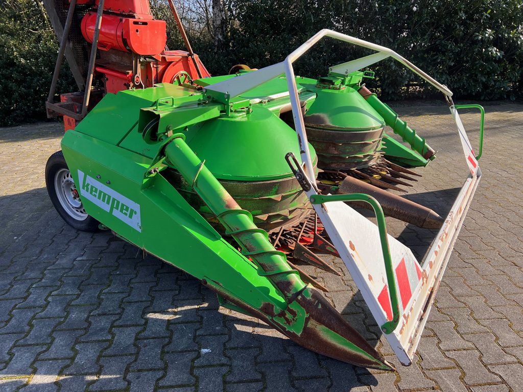 Kemper Champion C3000 maishakselaar