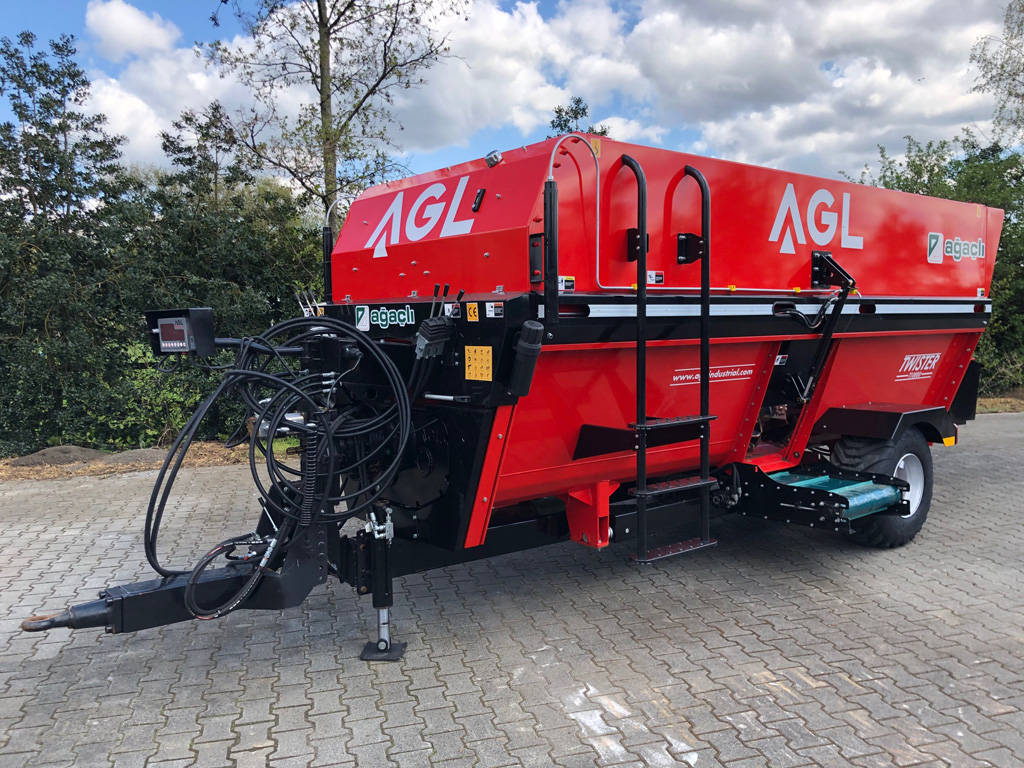 AGACLI AGL TWISTER 10000 voermengwagen