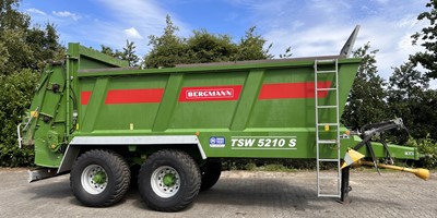 BERGMANN wide spreader manure