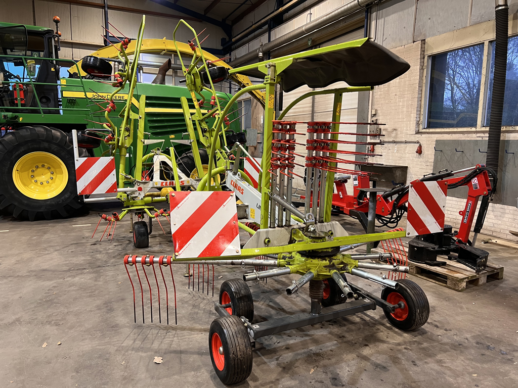 CLAAS Liner 370 hark 