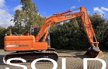 DOOSAN DX 140LC = SOLD 