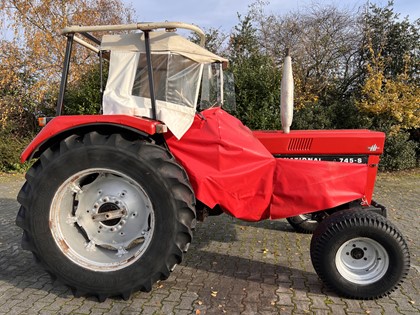 INTERNATIONAL 745-s
