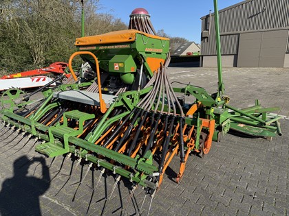 Amazone Rotor kopeg - KE 403 met zaaimachine