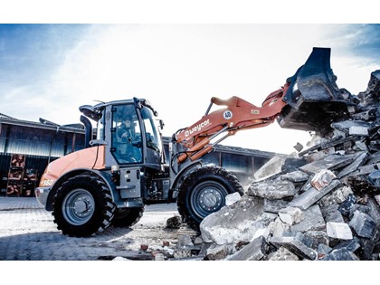 Weycor AR560 shovel