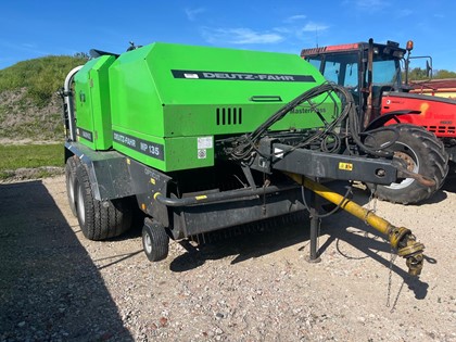 Deutz Fahr MP135 balen pakpers 