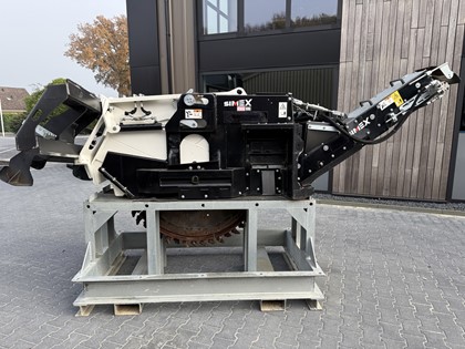 Simax grondfrees Bobcat 